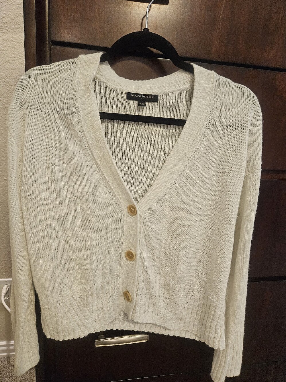 Banana Republic Cream Button-Front V-Neck Cardigan, Size Medium, Can Fit Large